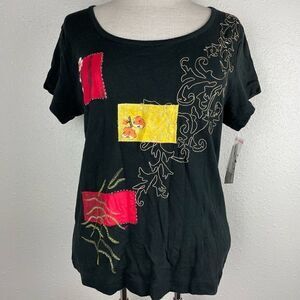 NWT Passports Patchwork Floral Design Short Sleeve Top Size M